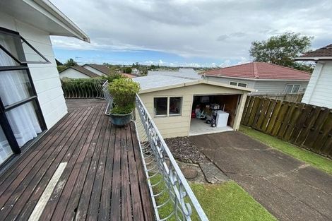 Photo of property in 143 Aviemore Drive, Highland Park, Auckland, 2010