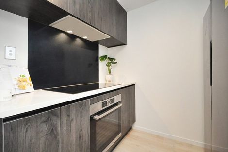 Photo of property in 5 Waru Lane, Te Atatu Peninsula, Auckland, 0610