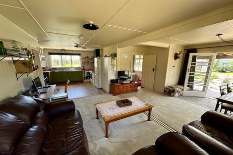 Photo of property in 131 Oparara Road, Karamea, 7893