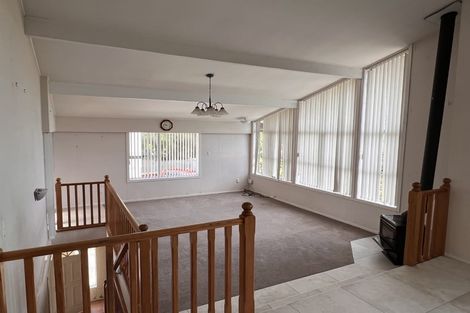 Photo of property in 86 Rosario Crescent, Red Beach, 0932