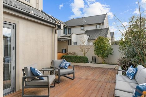 Photo of property in 28 Courtenay Street, St Albans, Christchurch, 8014