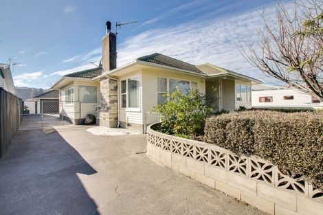 Photo of property in 4 Morgan Avenue, Marewa, Napier, 4110