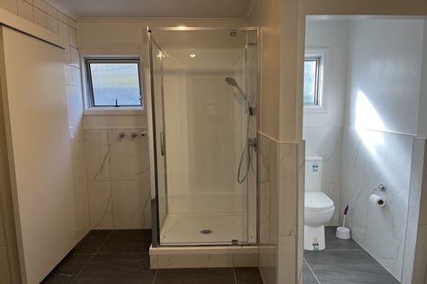 Photo of property in 35b Sartors Avenue, Northcross, Auckland, 0630