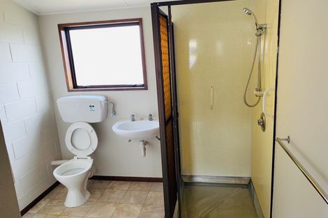 Photo of property in 1/181 Macandrew Road, South Dunedin, Dunedin, 9012