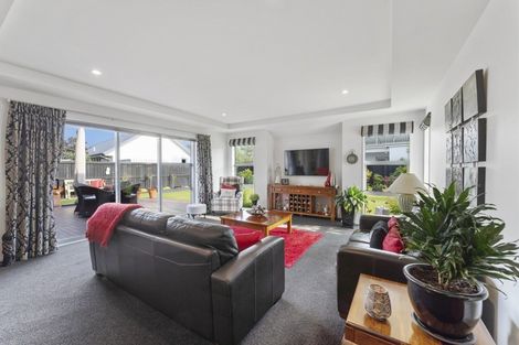 Photo of property in 5 Gilchrist Place, Kaiapoi, 7630
