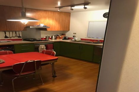 Photo of property in Kingsgate Flats, 10 Austin Street, Mount Victoria, Wellington, 6011