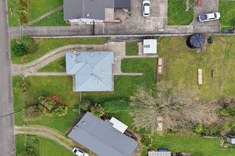 Photo of property in 19 Bennett Street, Waipawa, 4210