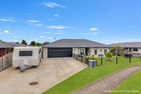 Photo of property in 63 Darlington Street, Ngatea, 3503