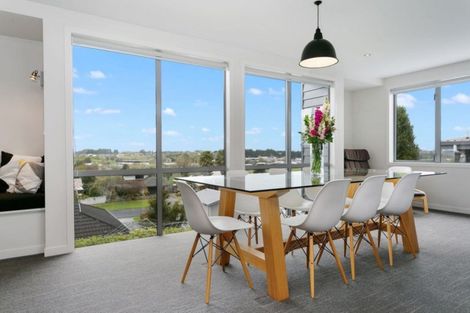 Photo of property in 16a Hall Street, Cambridge, 3434