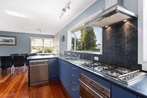 Photo of property in 4 Wood Avenue, Howick, Auckland, 2014
