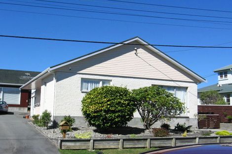 Photo of property in 13a Nicholson Road, Khandallah, Wellington, 6035