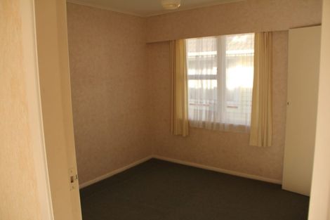 Photo of property in 127 Parkvale Road, Karori, Wellington, 6012