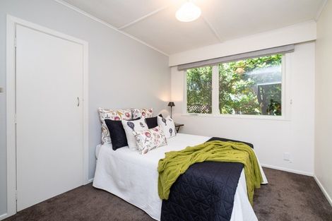 Photo of property in 11 Lipscombe Crescent, Havelock North, 4130