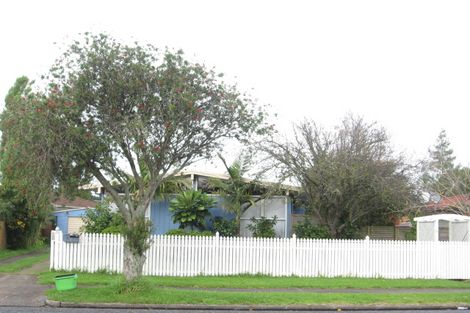 Photo of property in 8 Casuarina Road, Half Moon Bay, Auckland, 2012