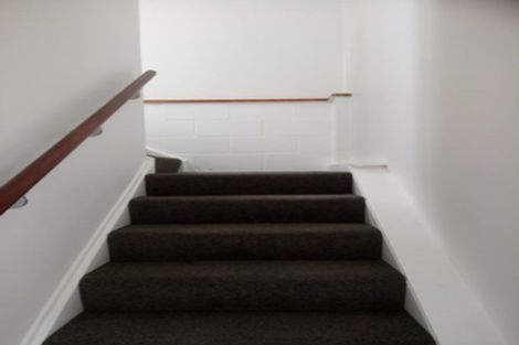 Photo of property in 1/10 Mckelvey Place, Tawa, Wellington, 5028