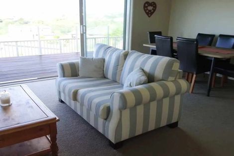 Photo of property in 12 Kahurangi Heights, Aotea, Porirua, 5024