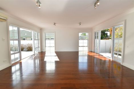 Photo of property in 77 The Circle, Manly, Whangaparaoa, 0930