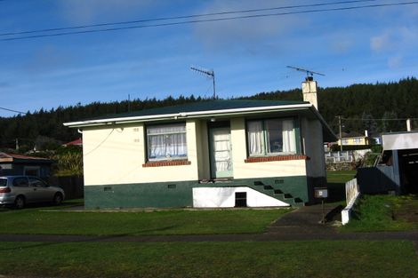 Photo of property in 8 Mcdougall Street, Bluff, 9814