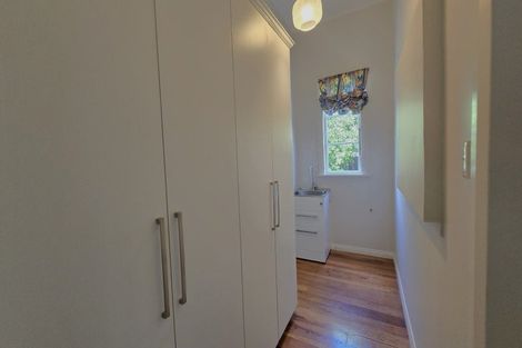 Photo of property in 28 Bay Street, Petone, Lower Hutt, 5012