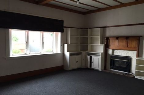 Photo of property in 214 Ferguson Street, Palmerston North, 4410