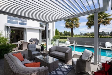 Photo of property in 4 Leabridge Mews, Harewood, Christchurch, 8051