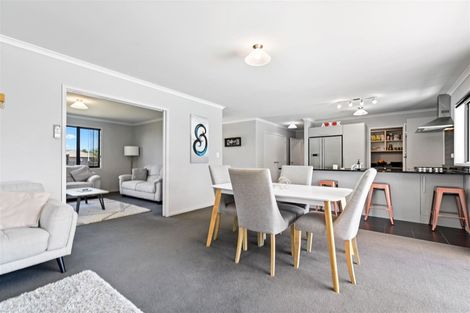 Photo of property in 11 Foxbury Court, Rototuna North, Hamilton, 3210