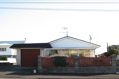 Photo of property in 3/12 Beach Street, Fitzroy, New Plymouth, 4312