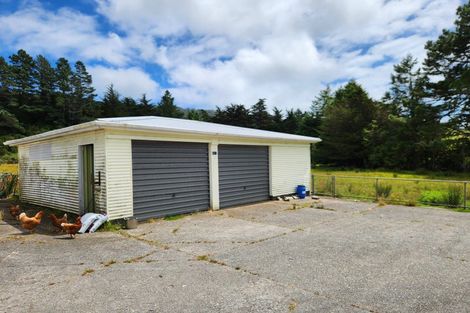 Photo of property in 663 Seven Mile Road, Runanga, 7803