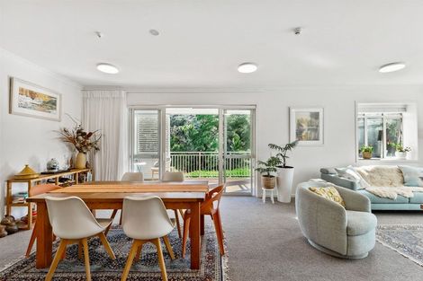 Photo of property in 90 Eaves Bush Parade, Orewa, 0931