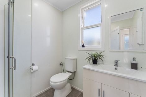 Photo of property in 10 Robert Mckeen Street, Otaki Beach, Otaki, 5512