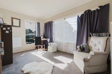 Photo of property in 25 Catalina Drive, Melville, Hamilton, 3206