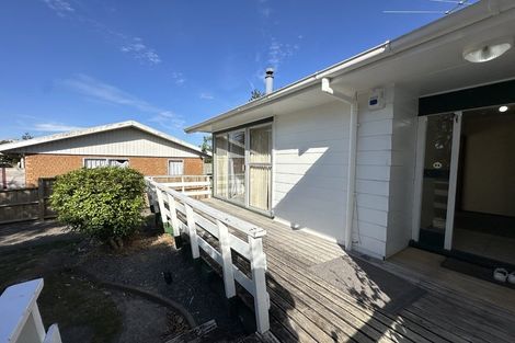 Photo of property in 12 Lynley Place, Pakuranga Heights, Auckland, 2010