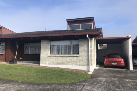 Photo of property in 2/35 Swanson Road, Henderson, Auckland, 0610