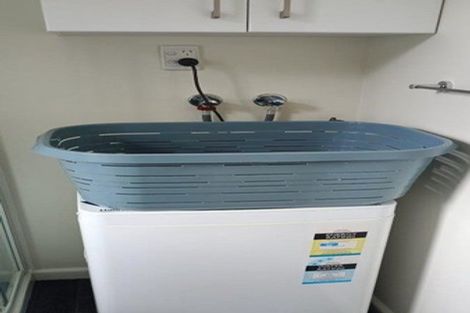 Photo of property in 74-76 Te Awe Awe Street, Hokowhitu, Palmerston North, 4410