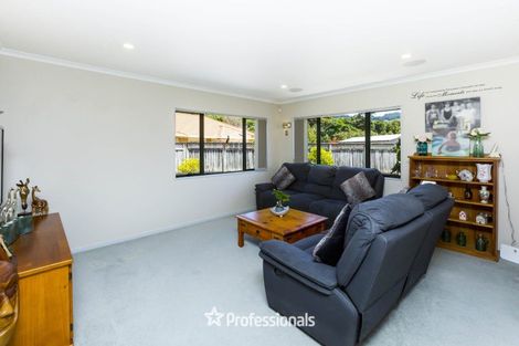 Photo of property in 8 Carlow Grove, Birchville, Upper Hutt, 5018