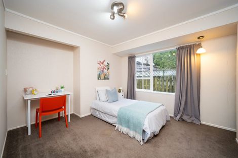 Photo of property in 12 Newnham Court, Tawa, Wellington, 5028