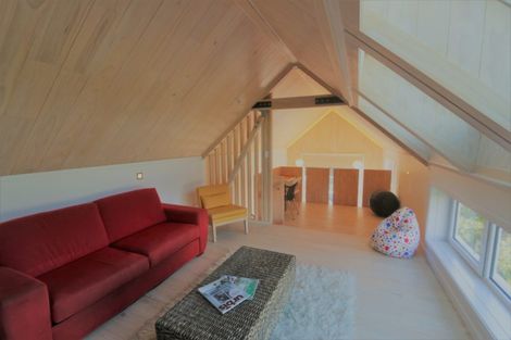 Photo of property in 18 Millhill Lane, Huntsbury, Christchurch, 8022