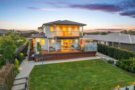 Photo of property in 94 Pohutukawa Parade, Riverhead, 0820