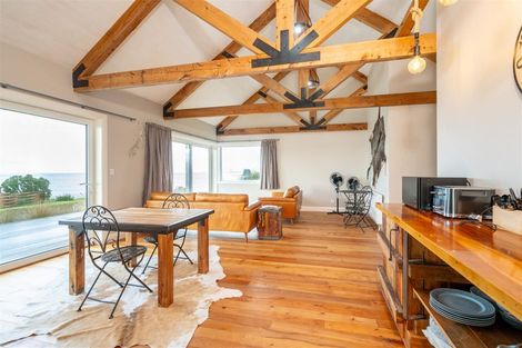 Photo of property in 1304 Kaka Point Road, Kaka Point, Balclutha, 9271