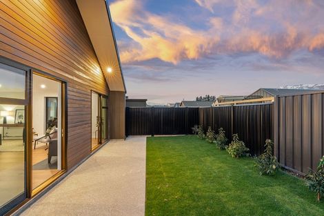 Photo of property in 51 Gillespie Street, Lake Hawea, 9382