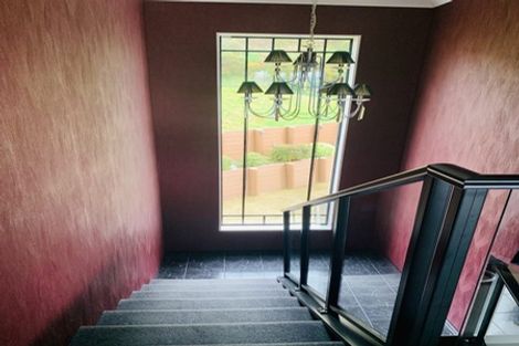 Photo of property in 38 Arahiwi Grove, Tirohanga, Lower Hutt, 5010