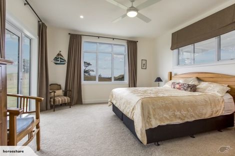 Photo of property in 361c Muriwai Valley Road, Muriwai, 0881