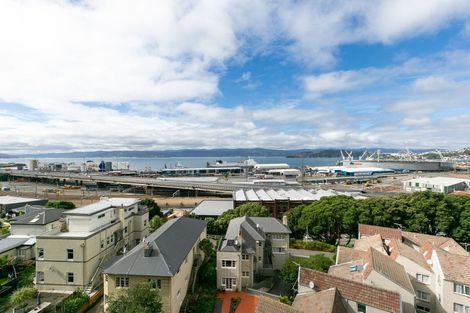 Photo of property in Mansfield Towers, 1 Grant Road, Thorndon, Wellington, 6011