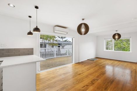 Photo of property in 2/710 Beach Road, Browns Bay, Auckland, 0630