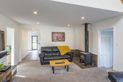 Photo of property in 28 Kaka Road, Raumati Beach, Paraparaumu, 5032