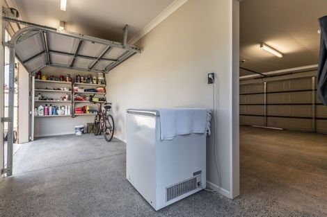 Photo of property in 8 Cooper Crescent, Cambridge, 3434