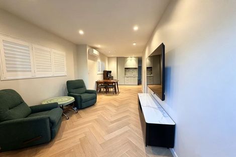 Photo of property in 95a Oreil Avenue, West Harbour, Auckland, 0618