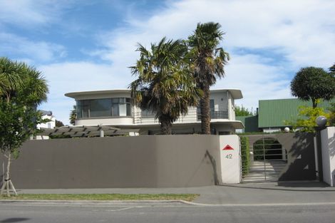 Photo of property in 42 Holmwood Road, Merivale, Christchurch, 8014