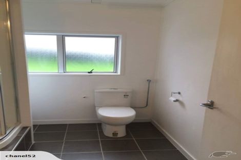 Photo of property in 2/27 Salem Place, Torbay, Auckland, 0630