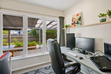 Photo of property in 4 Repo Street, Paraparaumu, 5032